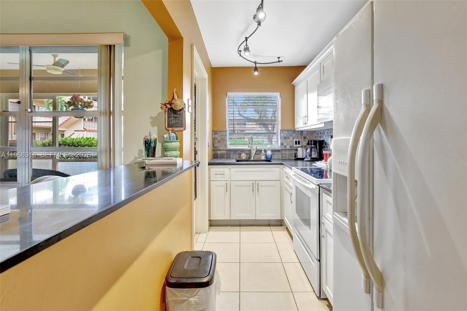 BEVERLY HILLS CONDO NUMBE - Residential