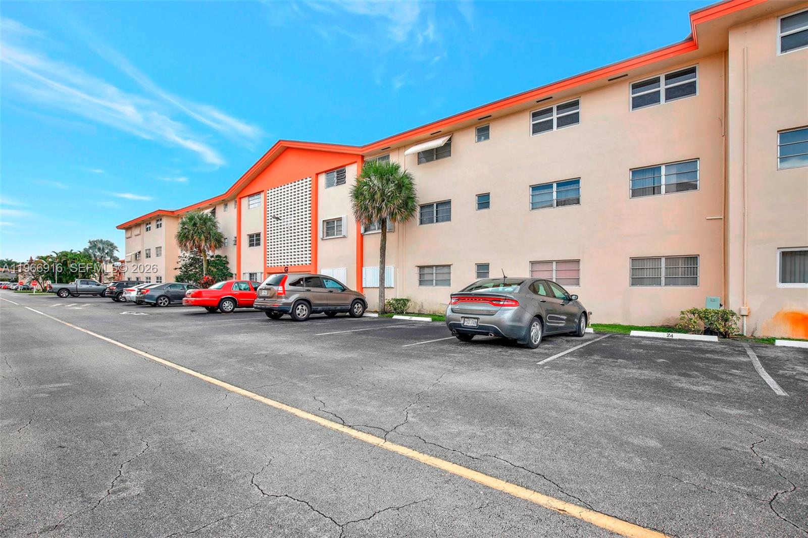 BEVERLY HILLS CONDO NUMBE - Residential