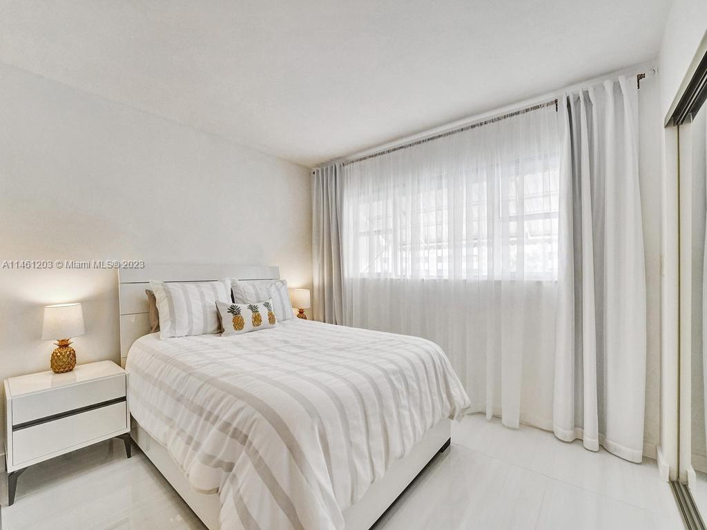 PARADISE HARBOUR APTS CO- - Residential