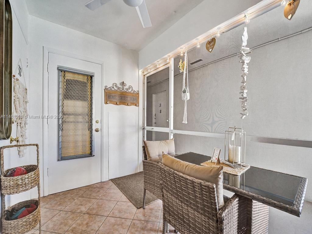 PARADISE HARBOUR APTS CO- - Residential