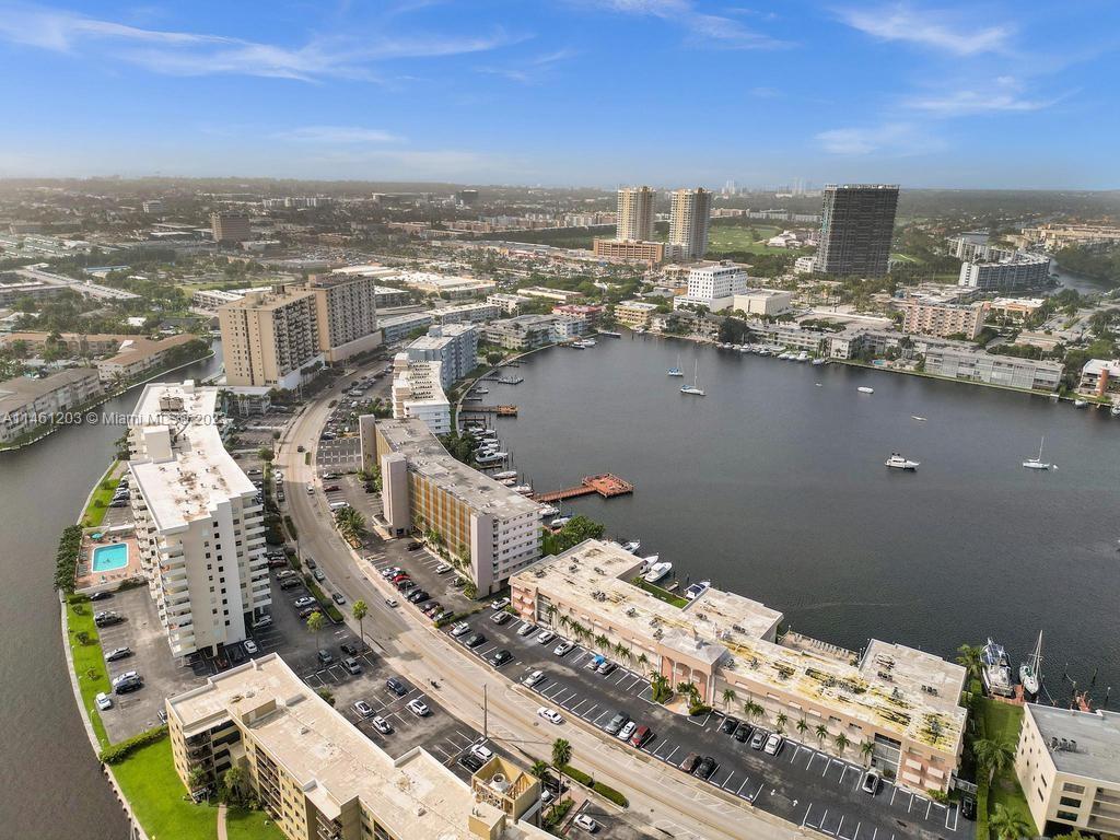 PARADISE HARBOUR APTS CO- - Residential