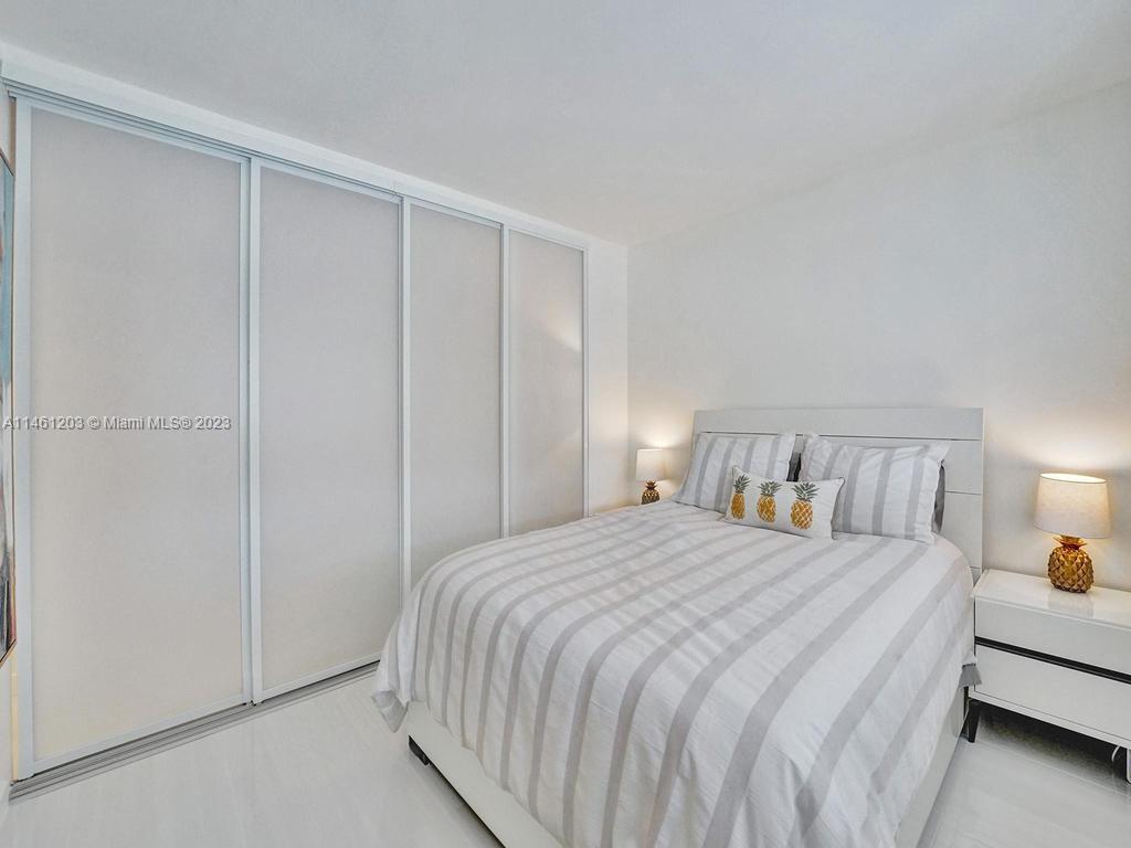 PARADISE HARBOUR APTS CO- - Residential