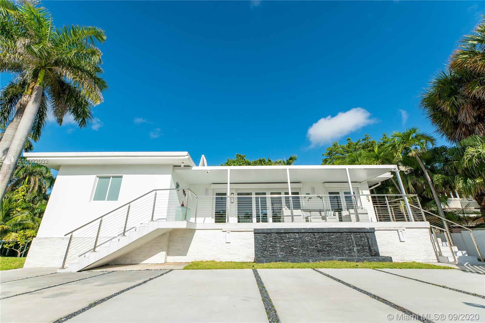 LAS OLAS BY THE SEA EXT - Residential