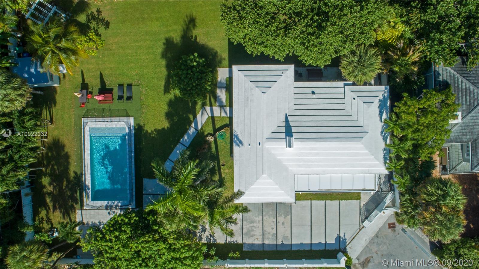 LAS OLAS BY THE SEA EXT - Residential