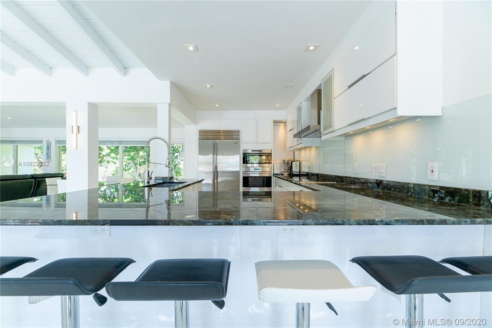 LAS OLAS BY THE SEA EXT - Residential