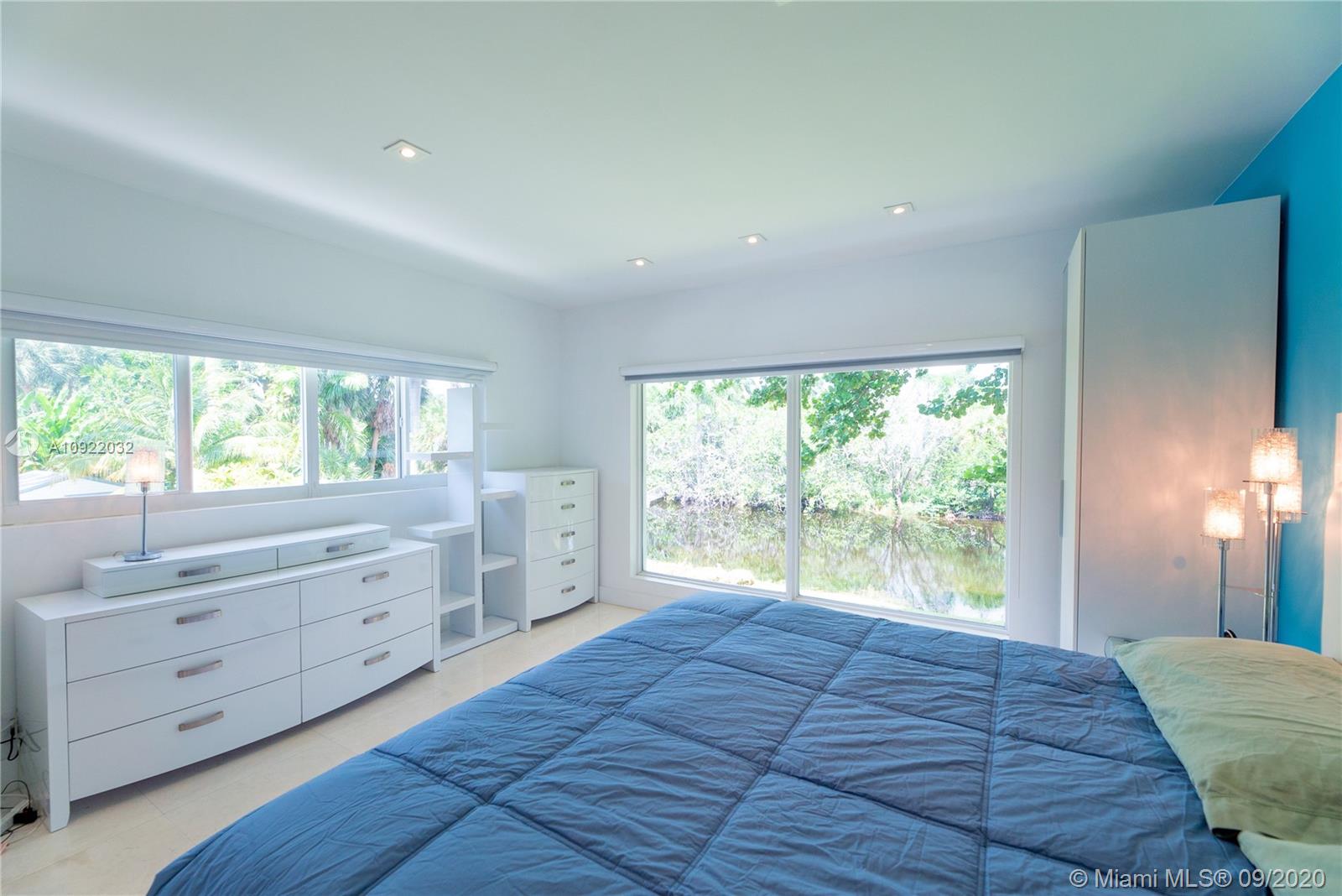 LAS OLAS BY THE SEA EXT - Residential