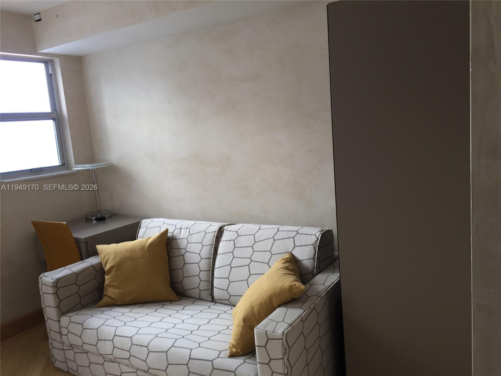 MAISON GRANDE CONDO - Residential