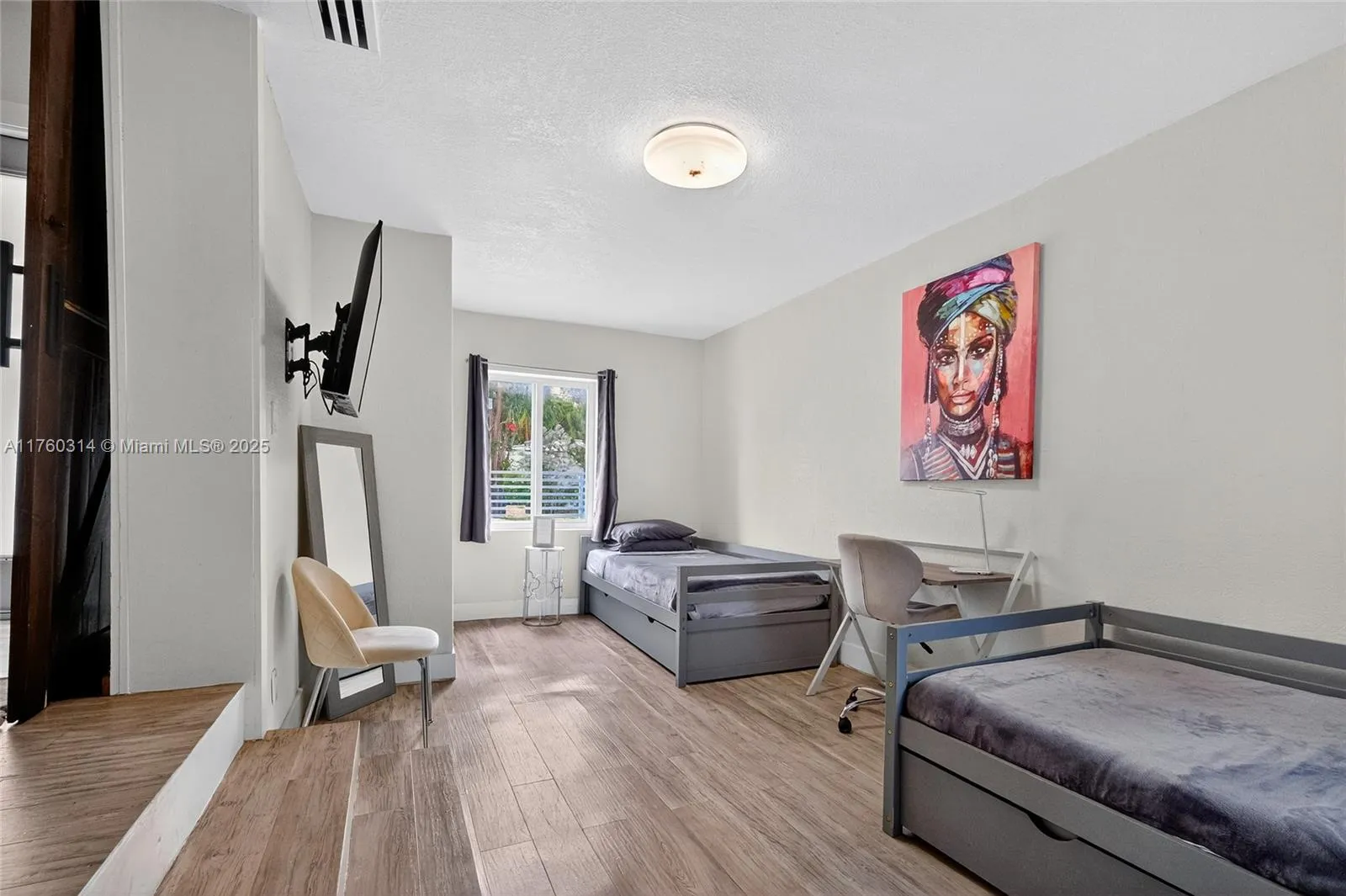 Miami, Florida 33127, United States, 5 Bedrooms Bedrooms, ,3 BathroomsBathrooms,Residential,Active,85583