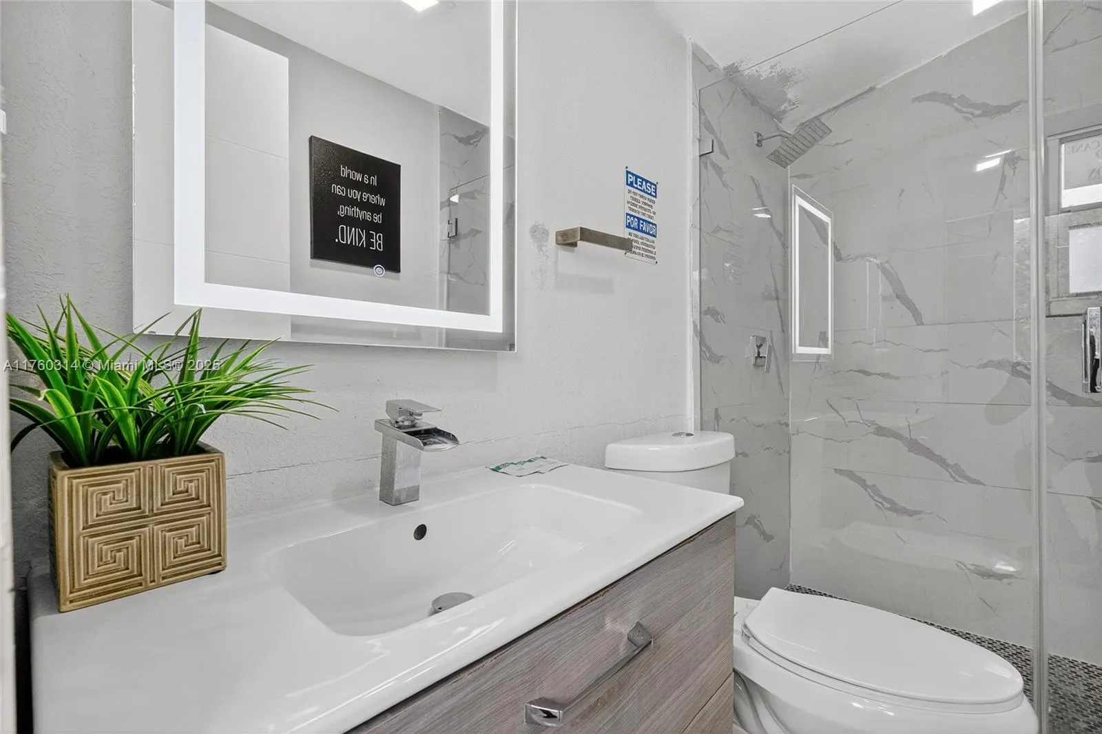 Miami, Florida 33127, United States, 5 Bedrooms Bedrooms, ,3 BathroomsBathrooms,Residential,Active,85583