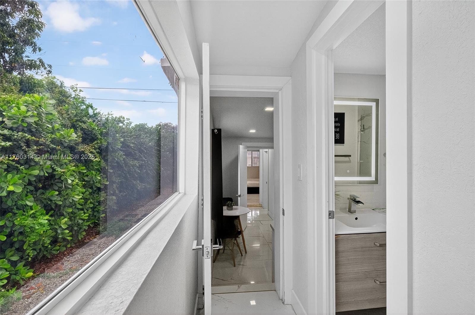 COLUMBIA PARK CORR PL - Residential