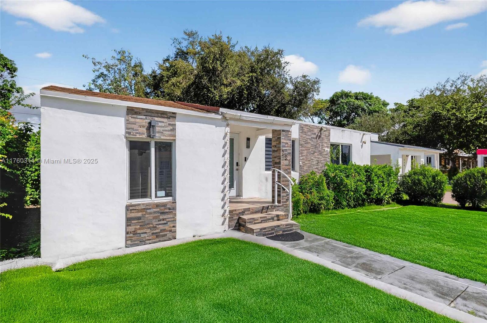 COLUMBIA PARK CORR PL - Residential