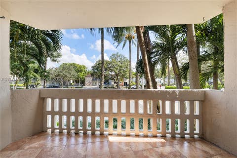 Tiny photo for 90 Edgewater Dr #104, Coral Gables, FL 33133 (MLS # A12076408)