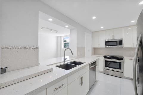 Tiny photo for 90 Edgewater Dr #104, Coral Gables, FL 33133 (MLS # A12076408)