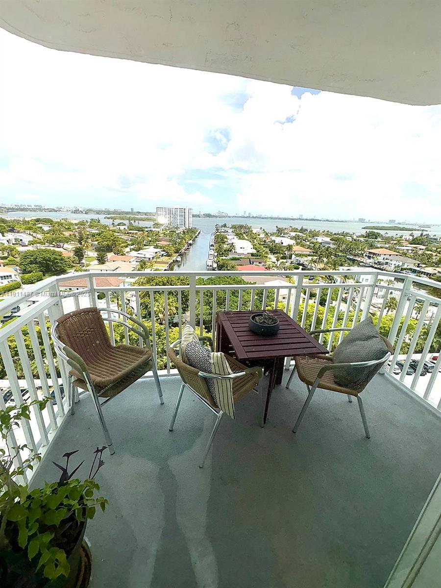 BAYVIEW TOWERS CONDO SOUT - Residential Lease