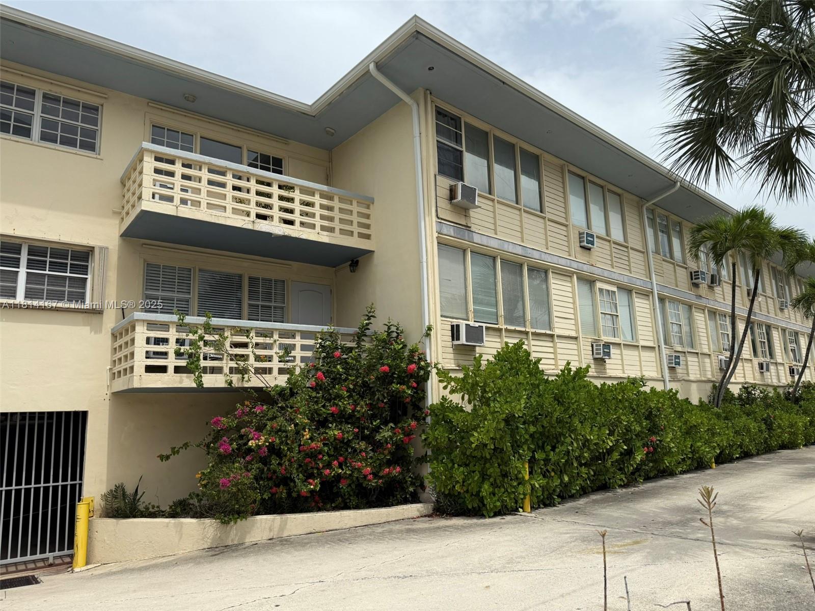 Property for Sale at 6484 Indian Creek Dr 209, Miami Beach, Miami-Dade County, Florida - Bathrooms: 1  - $111,200