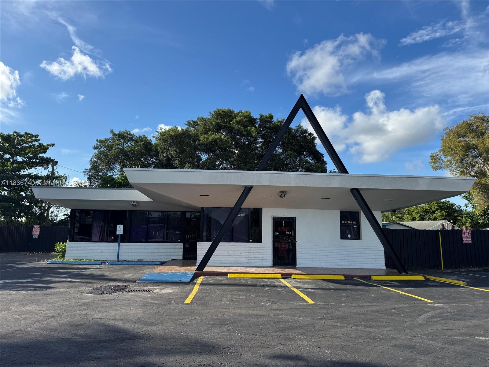 Prime Franchise Opportunity in High-Traffic Miami Location!
Unlock the potential of this freestanding commercial building ideally situated at 1605 NW 95 ST in the heart of Miami. Positioned directly across from a busy gas station and 7-Eleven, this site offers unbeatable visibility and consistent foot and vehicle traffic perfect for a franchise business, convenience store, retail concept, or other. Just a stroll away from Miami Central Senior High School, the property benefits from steady daytime activity and local community engagement.
Plus, with easy access to 1-95, your business will enjoy high accessibility from throughout Miami-Dade County.
**Building has passed the 40 years Recertification.