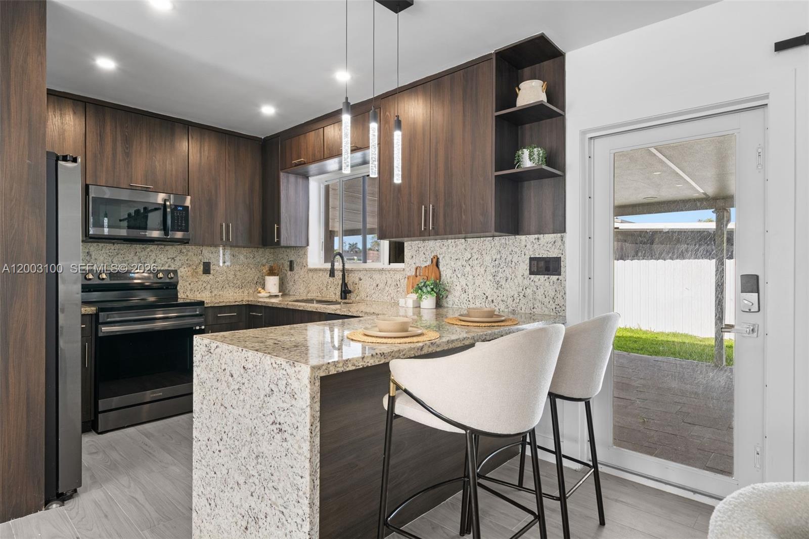 REDLAND VILLAS REV - Residential