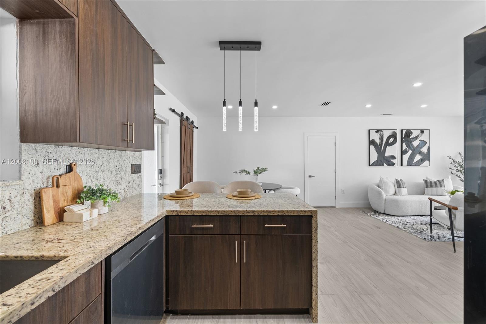 REDLAND VILLAS REV - Residential