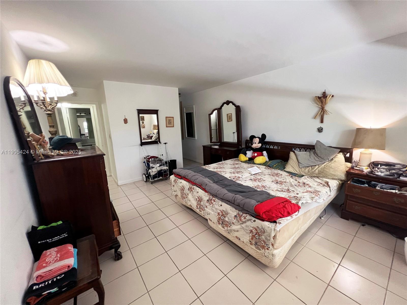 VILLA CAPRI CONDO - Residential