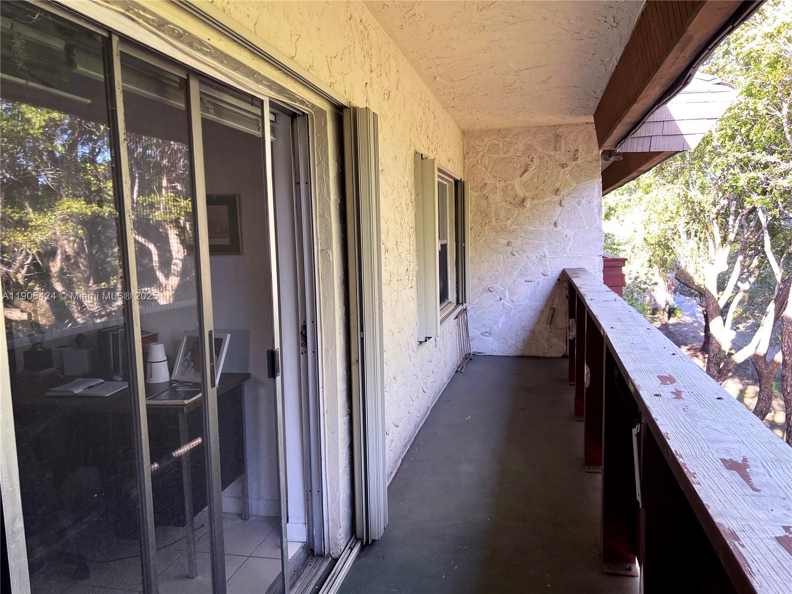 VILLA CAPRI CONDO - Residential