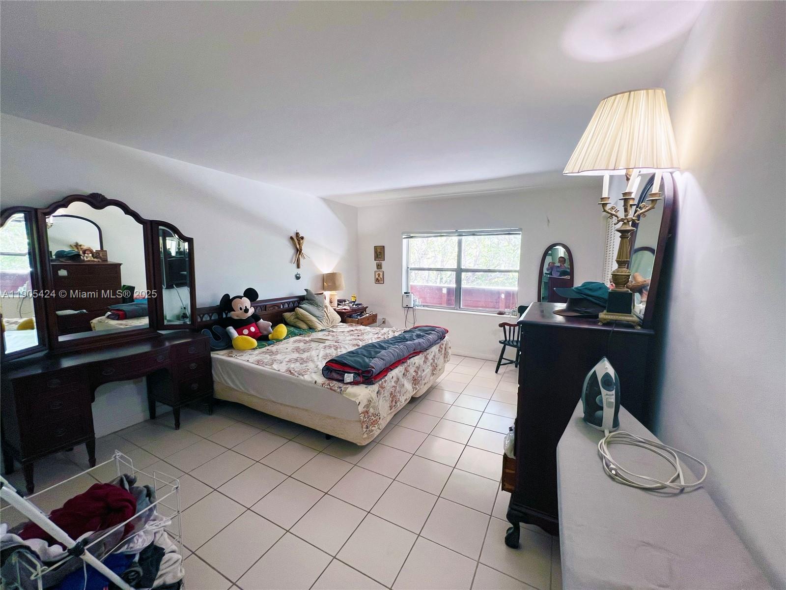 VILLA CAPRI CONDO - Residential