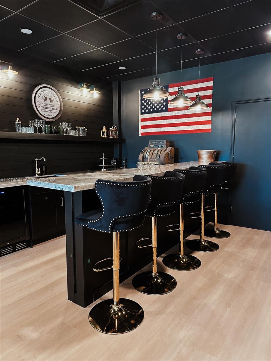 THE DOLPHIN AT MARINERS C - Residential