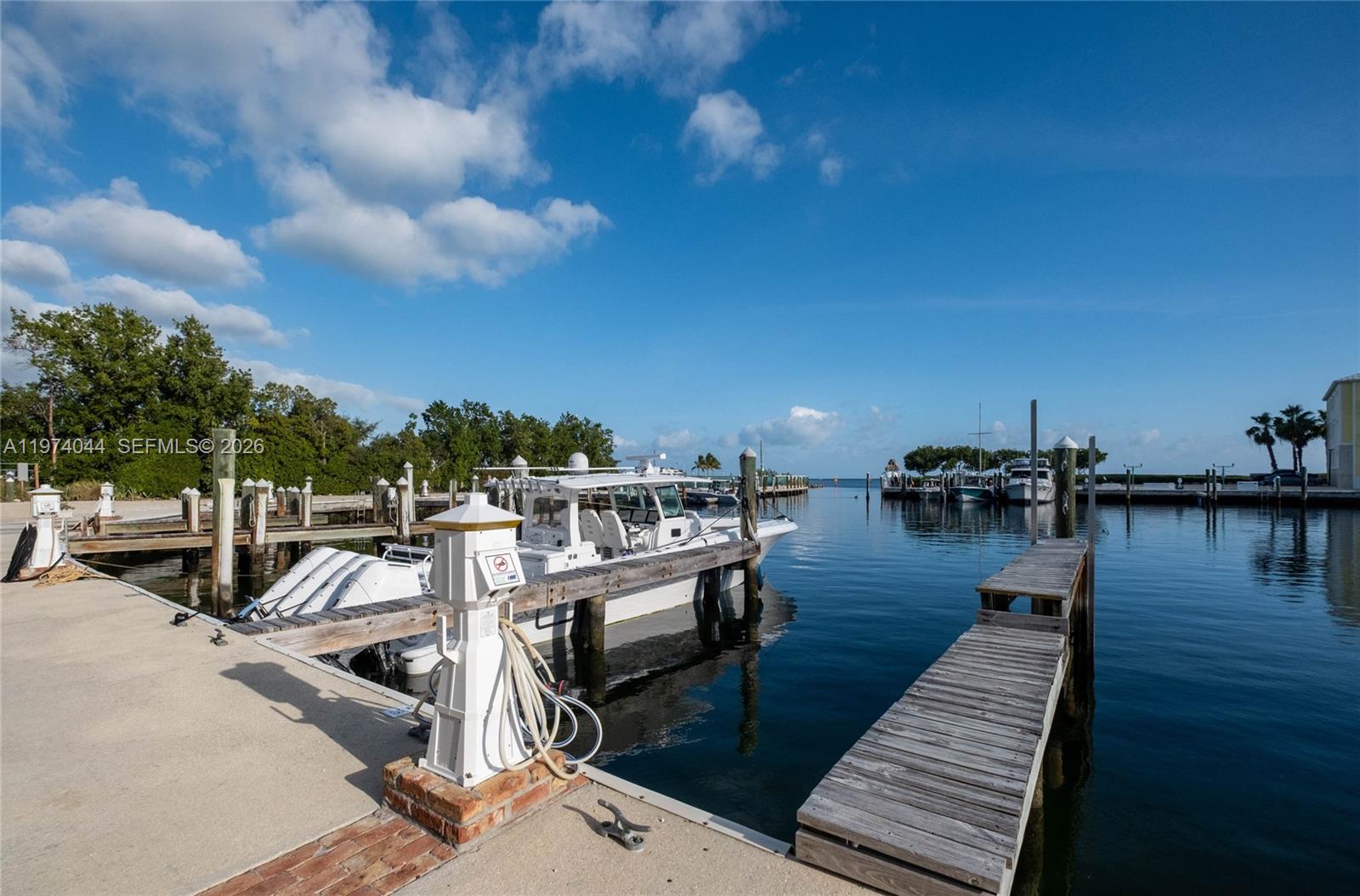 THE DOLPHIN AT MARINERS C - Residential