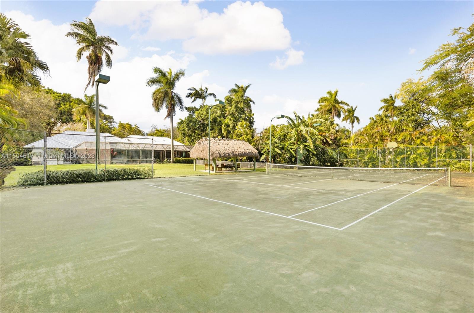 VAN HAVEN ESTATES - Residential