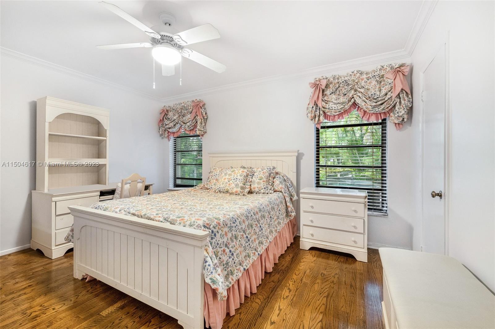 VAN HAVEN ESTATES - Residential