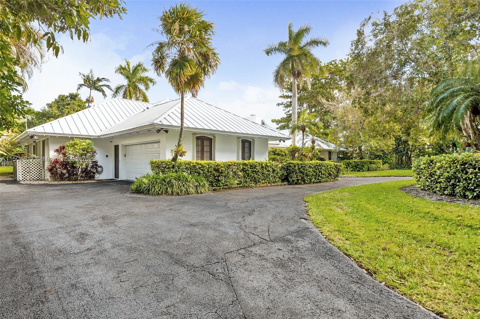 VAN HAVEN ESTATES - Residential