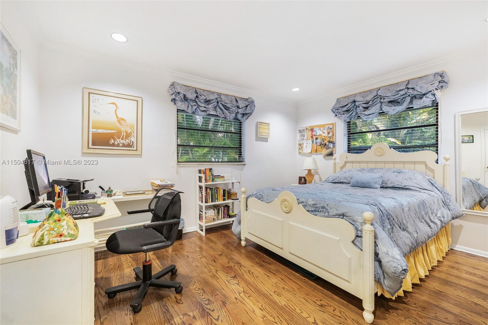 VAN HAVEN ESTATES - Residential