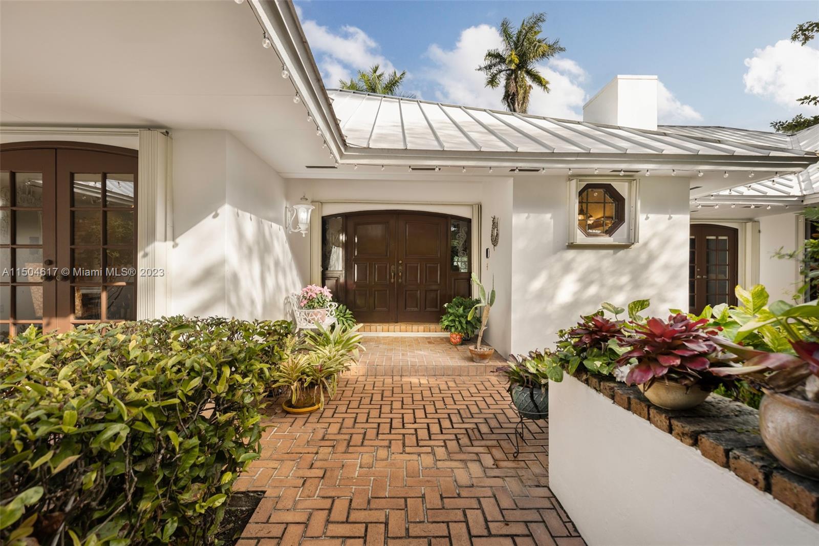 VAN HAVEN ESTATES - Residential