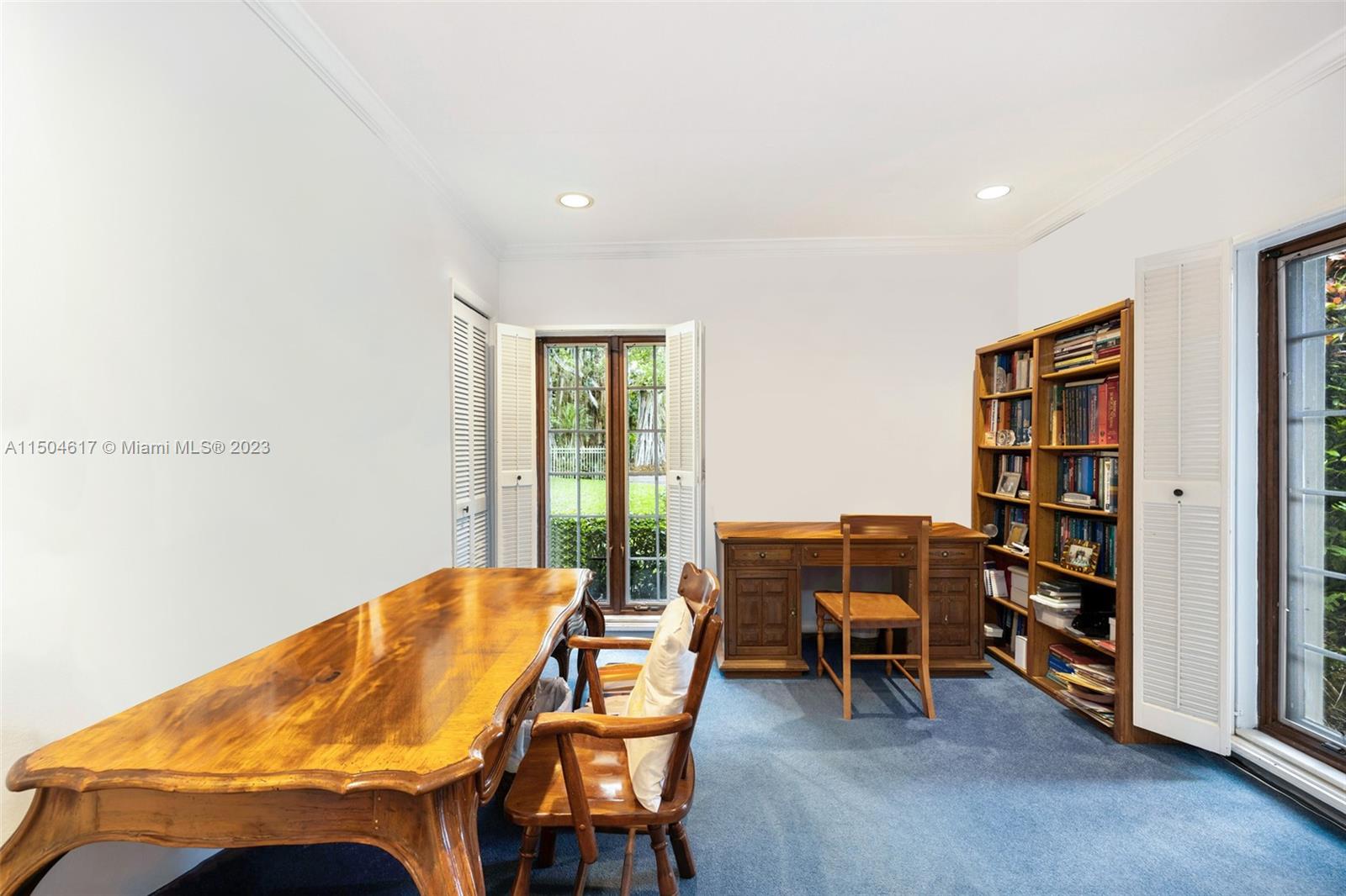 VAN HAVEN ESTATES - Residential