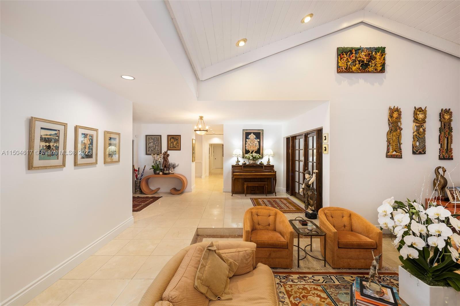 VAN HAVEN ESTATES - Residential