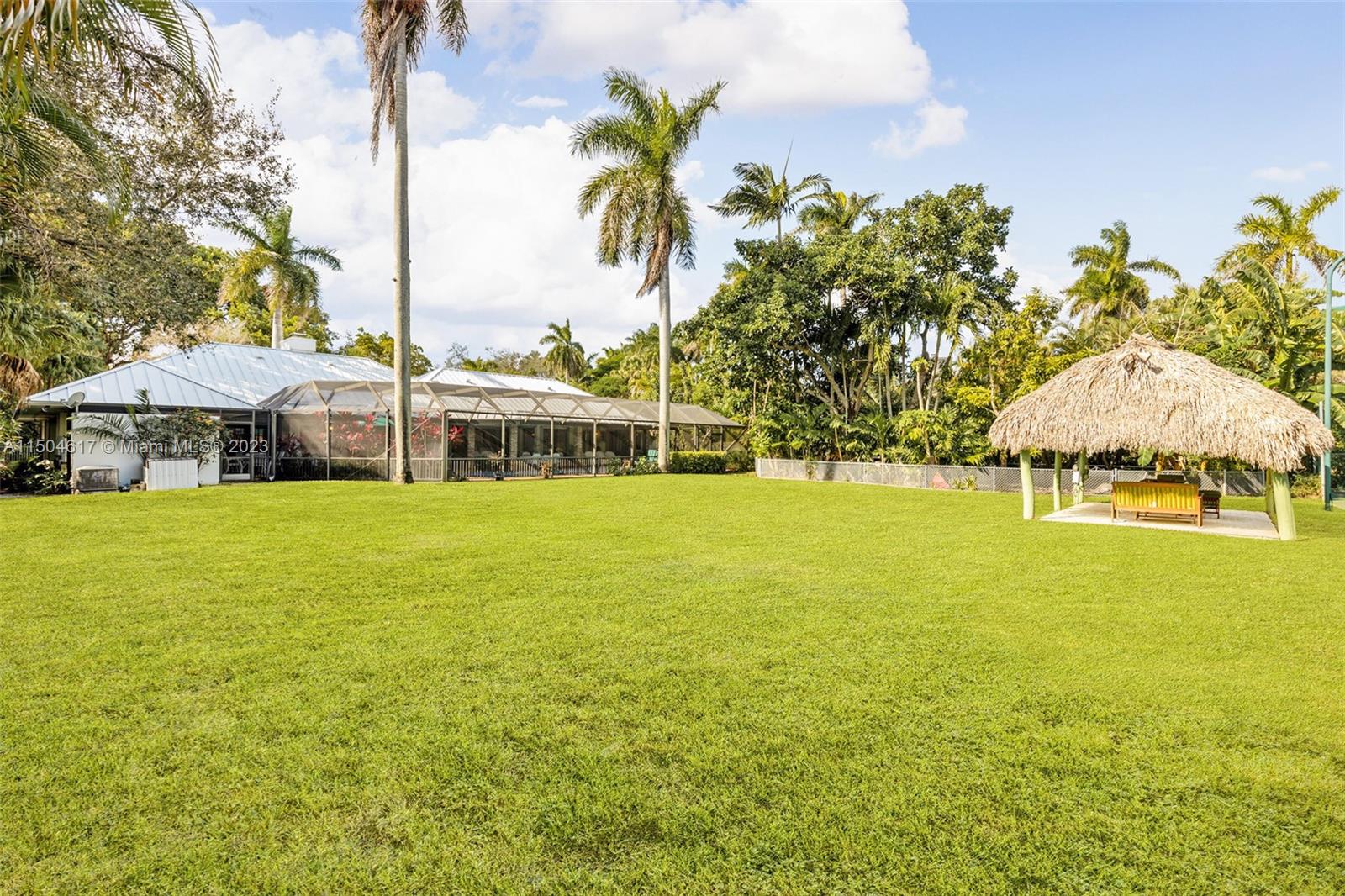 VAN HAVEN ESTATES - Residential