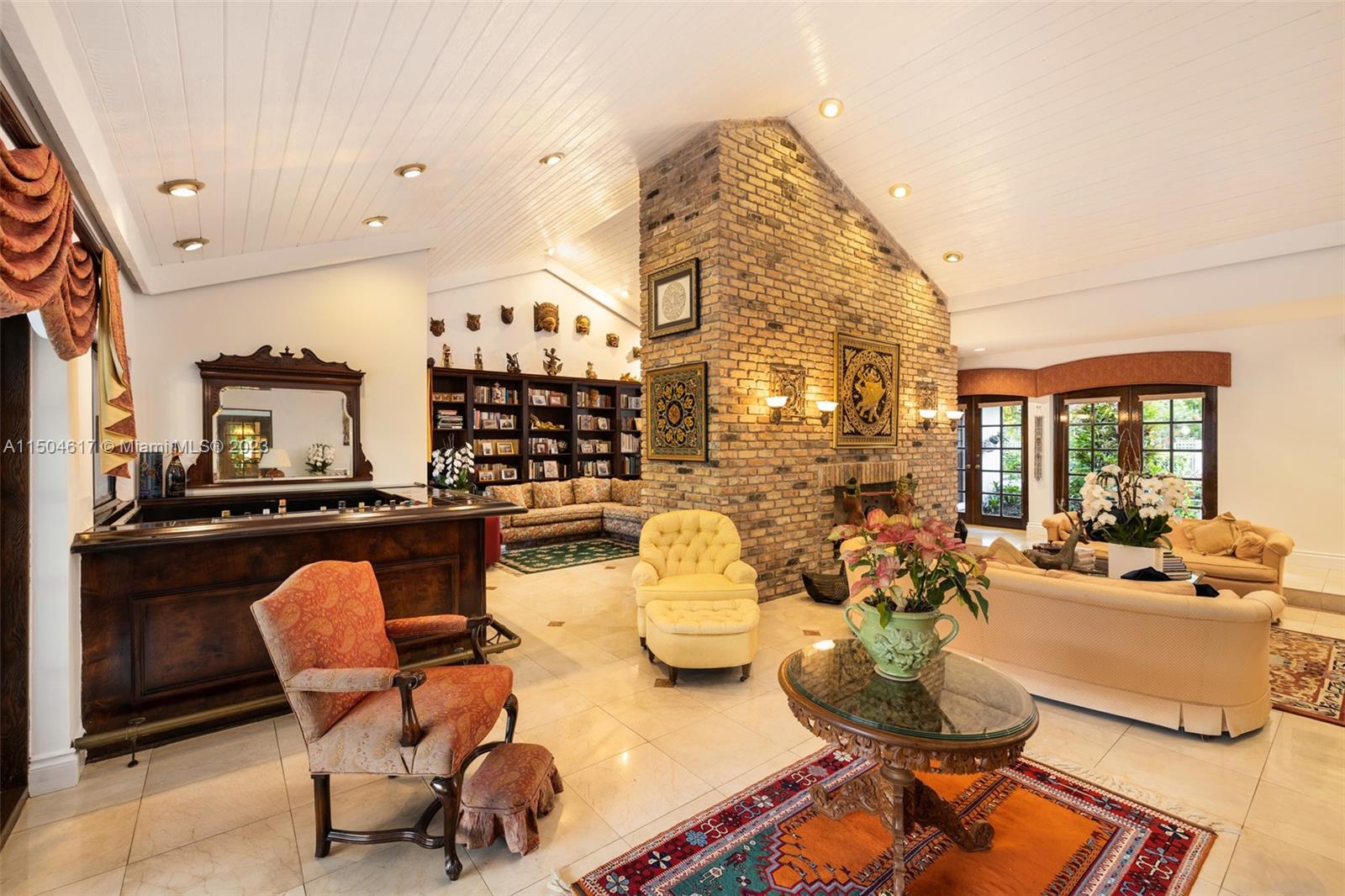 VAN HAVEN ESTATES - Residential