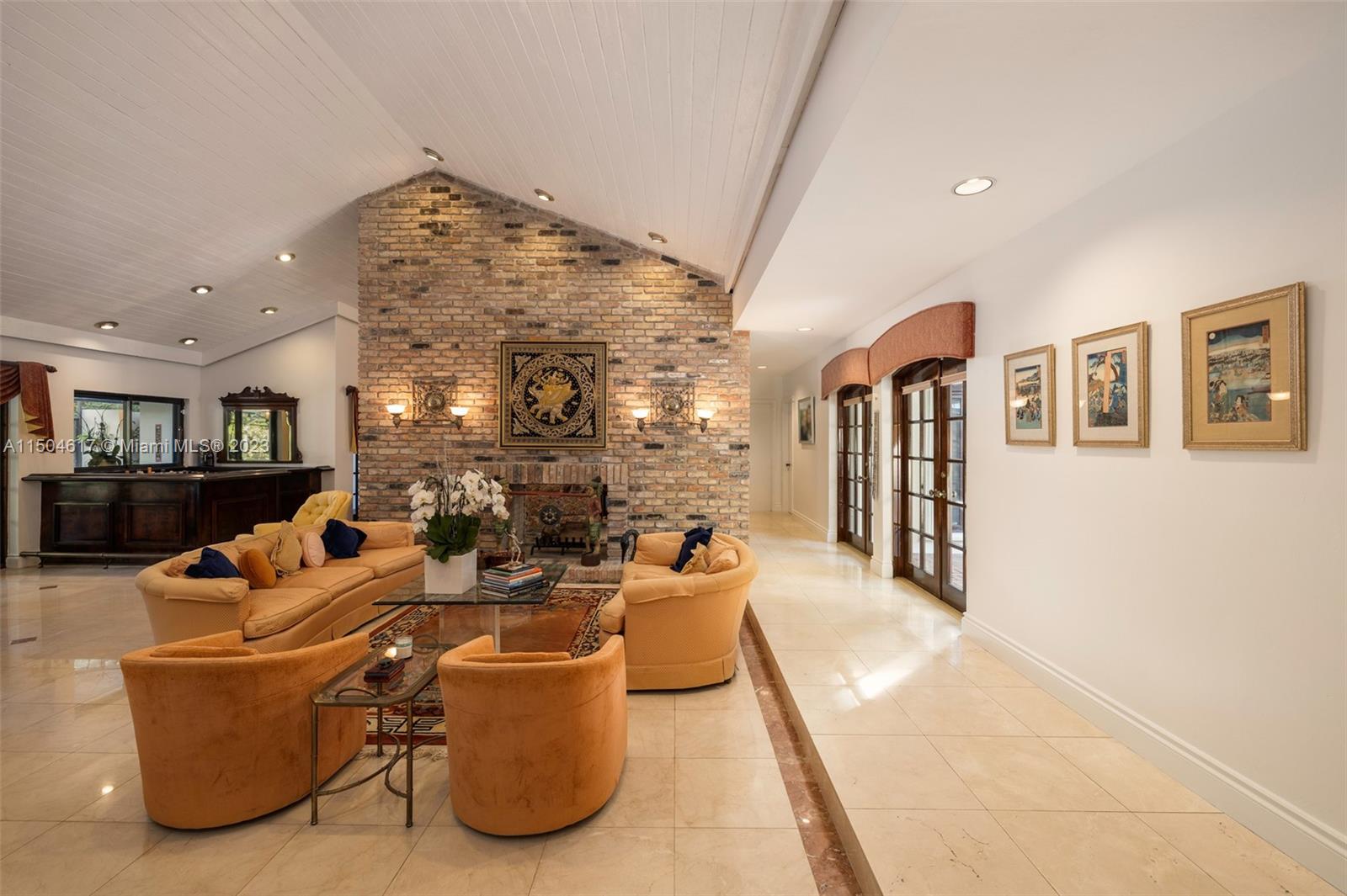 VAN HAVEN ESTATES - Residential