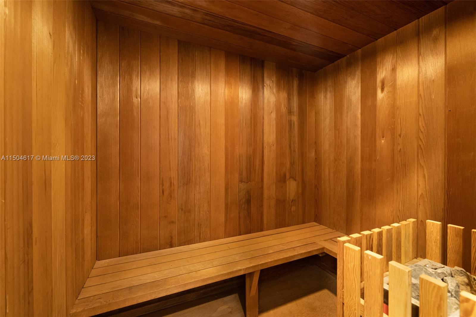 VAN HAVEN ESTATES - Residential