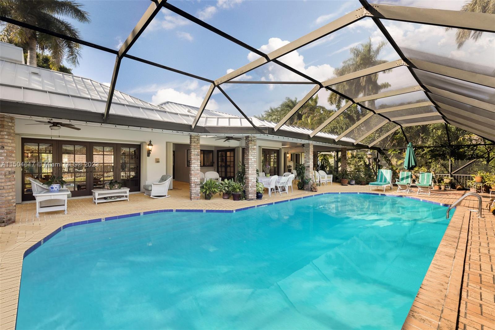 VAN HAVEN ESTATES - Residential