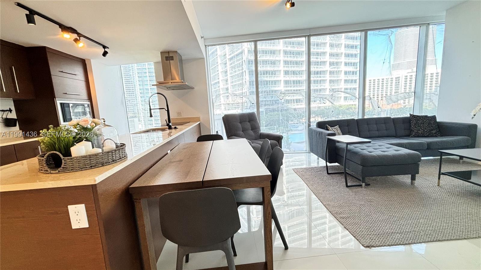 495 Brickell Ave 1610
