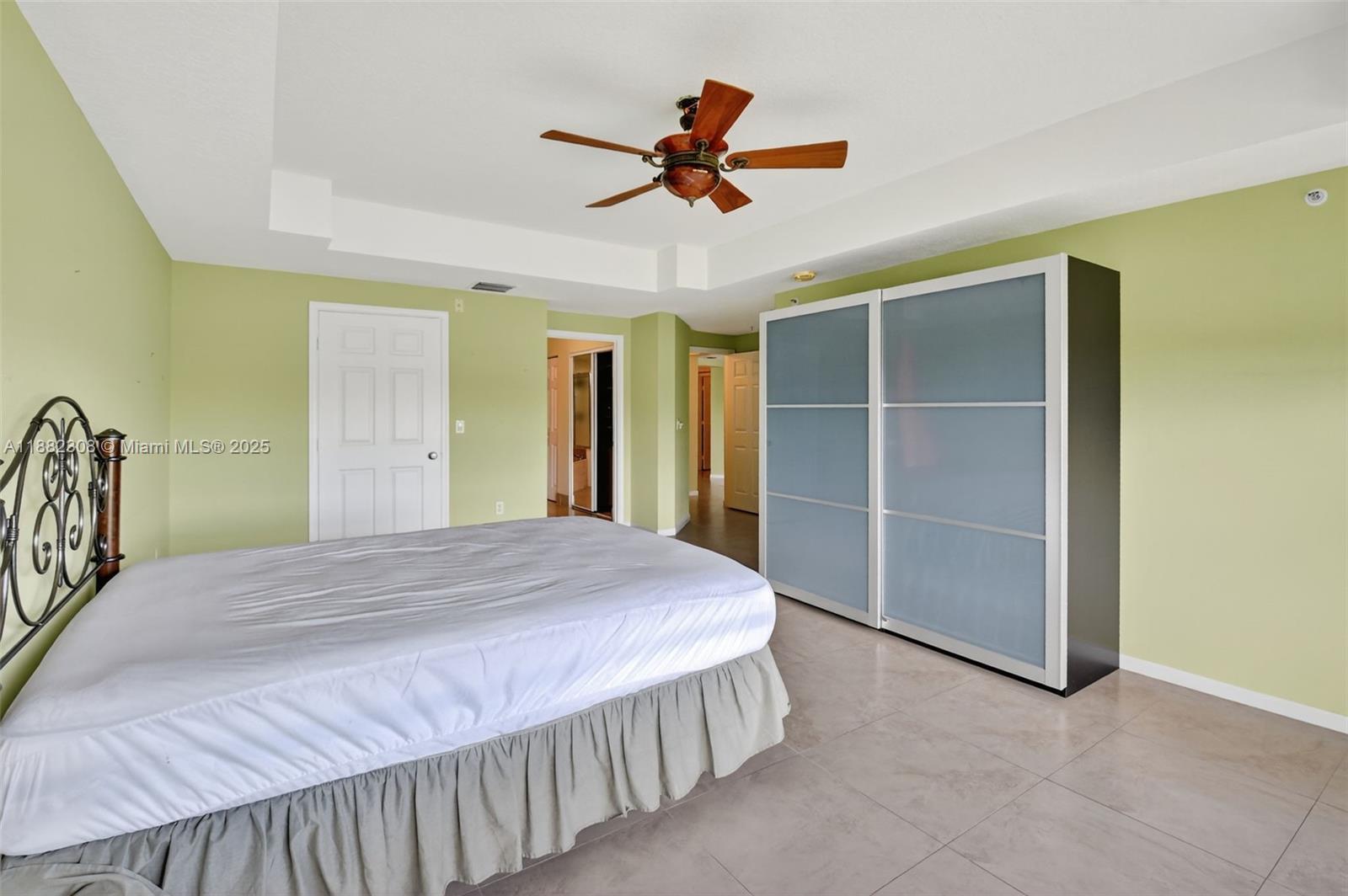 REGAL SHORES CONDO - Residential Lease