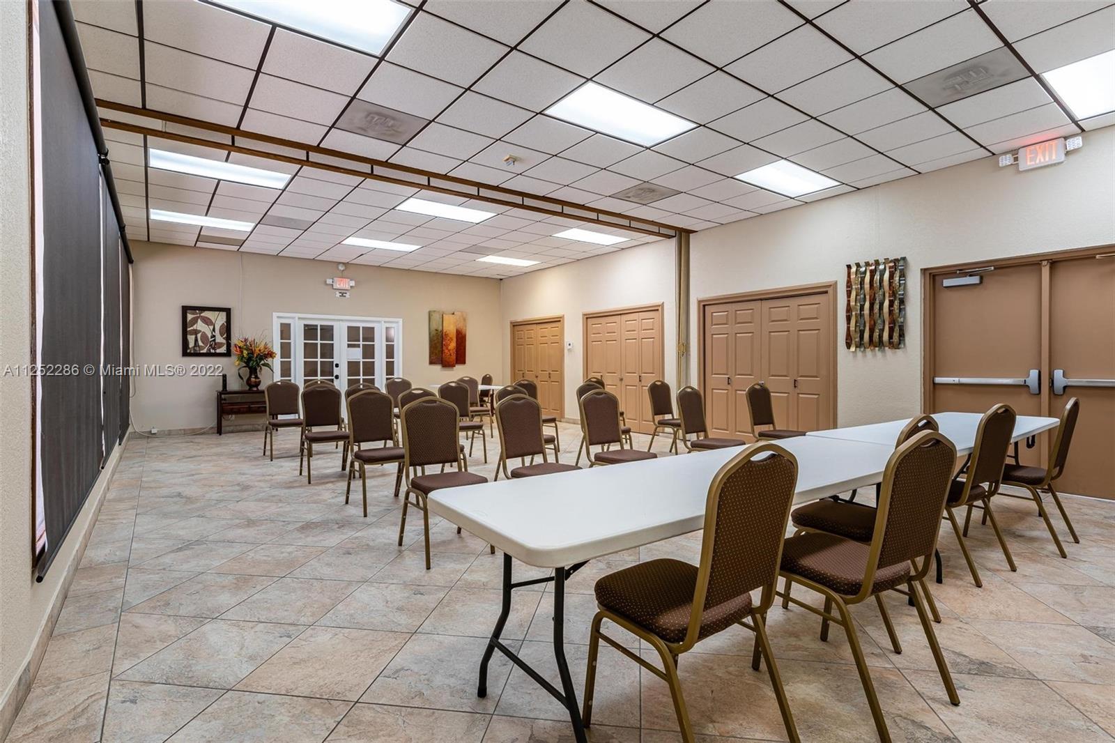 BRAVURA I CONDO - Residential