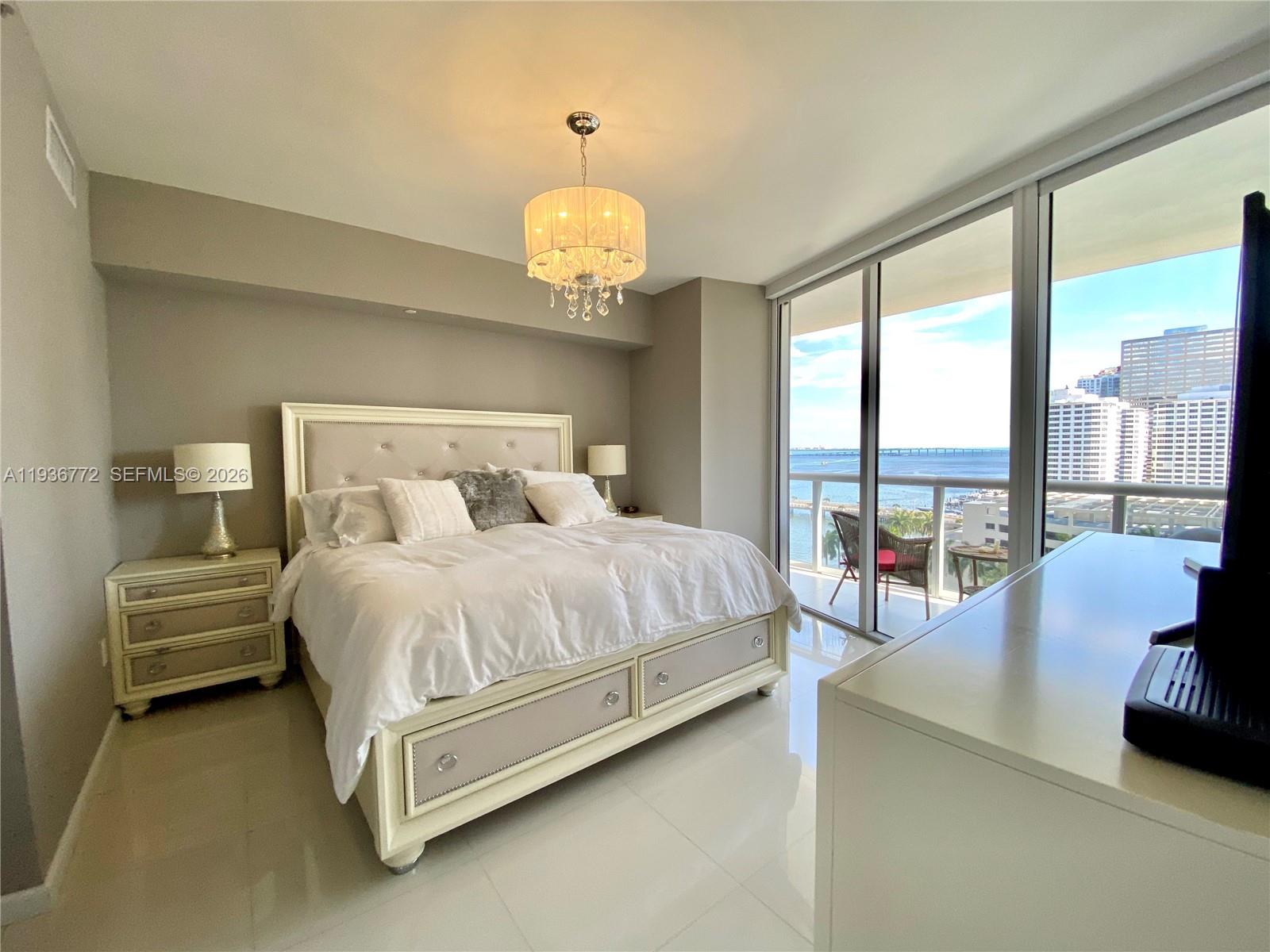 ICON BRICKELL NO TWO - Residential