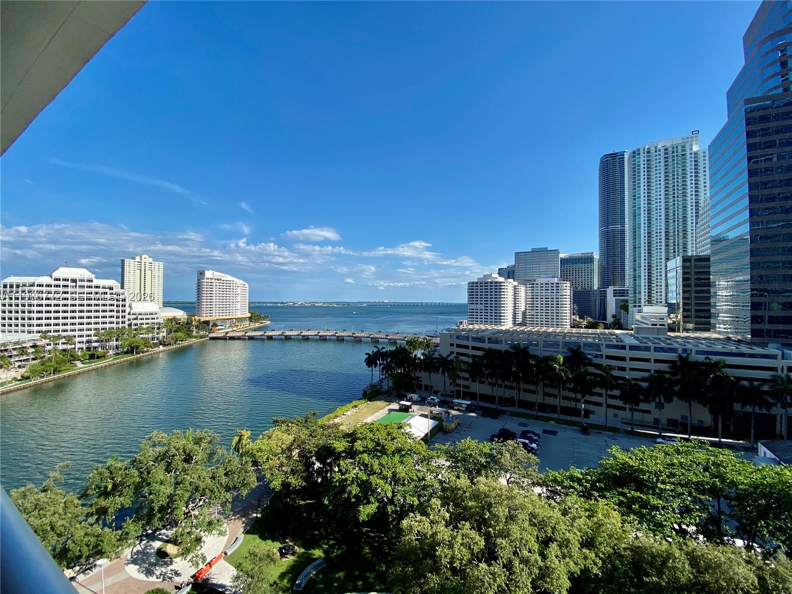 ICON BRICKELL NO TWO - Residential