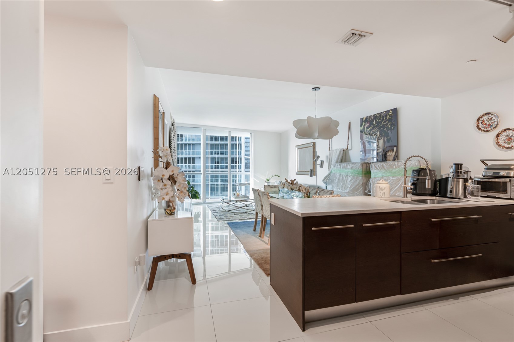 475 Brickell Ave 3111