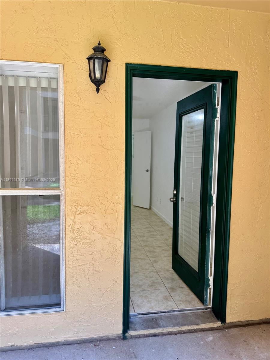 SAVANNAH AT RIVERSIDE CON - Residential Lease