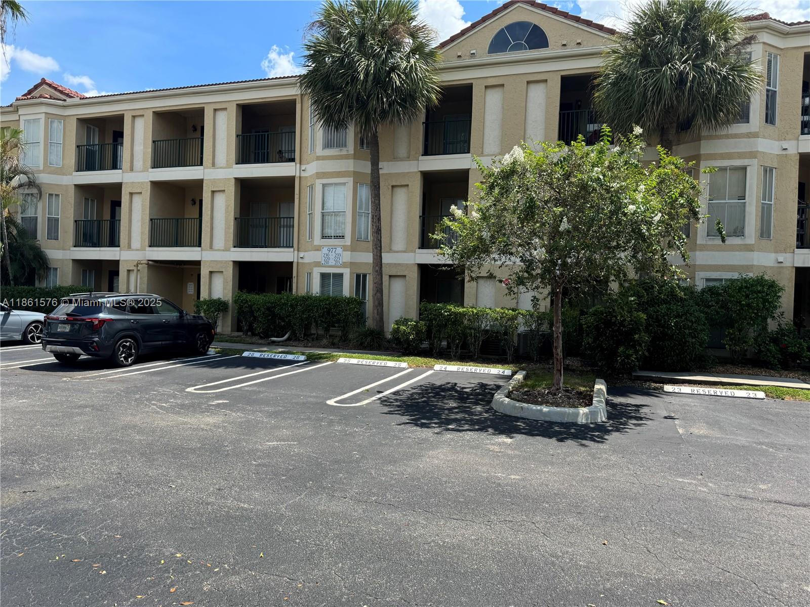 SAVANNAH AT RIVERSIDE CON - Residential Lease