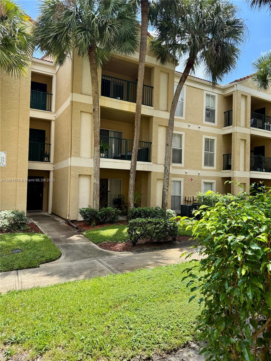 SAVANNAH AT RIVERSIDE CON - Residential Lease