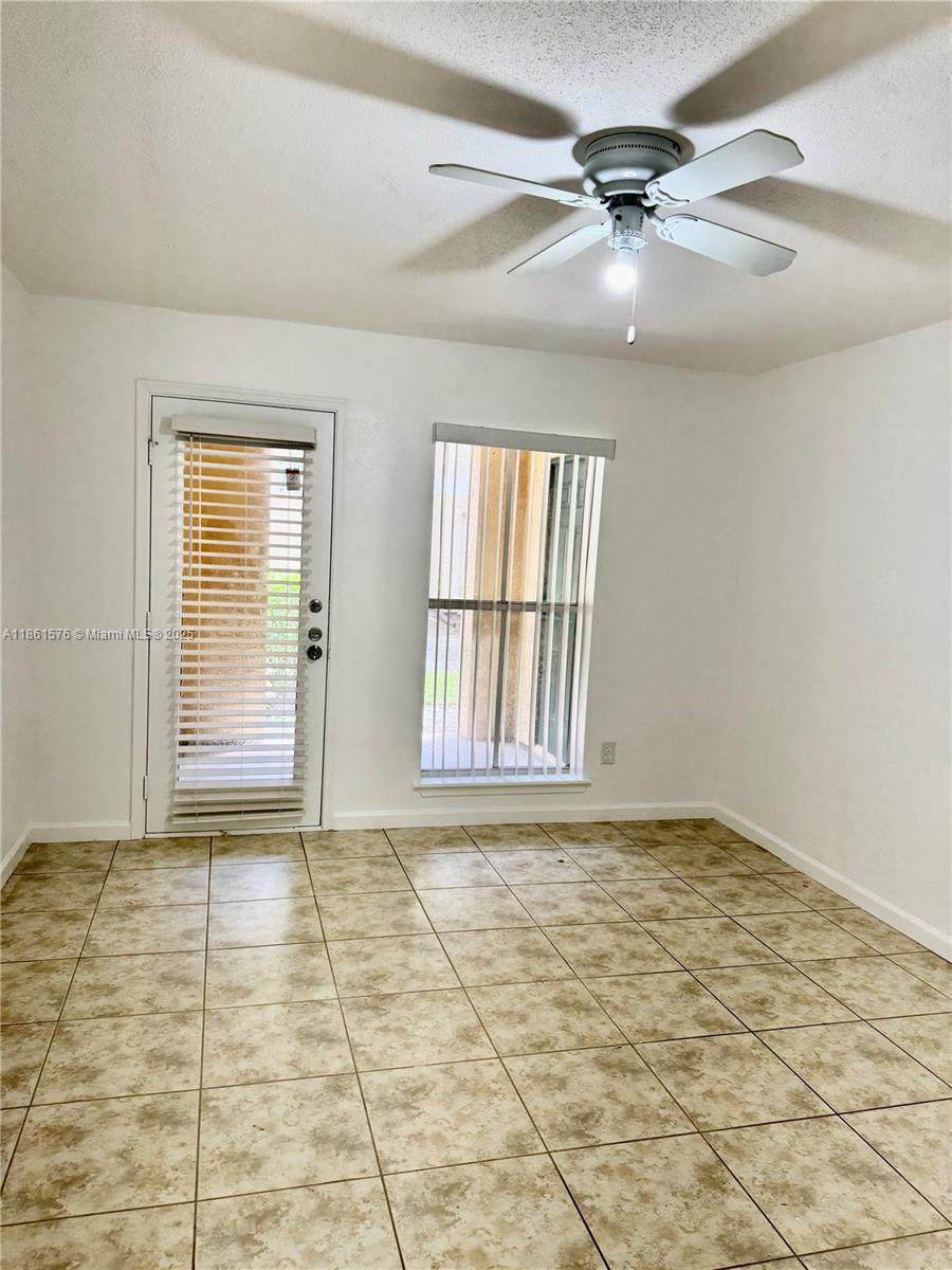 SAVANNAH AT RIVERSIDE CON - Residential Lease