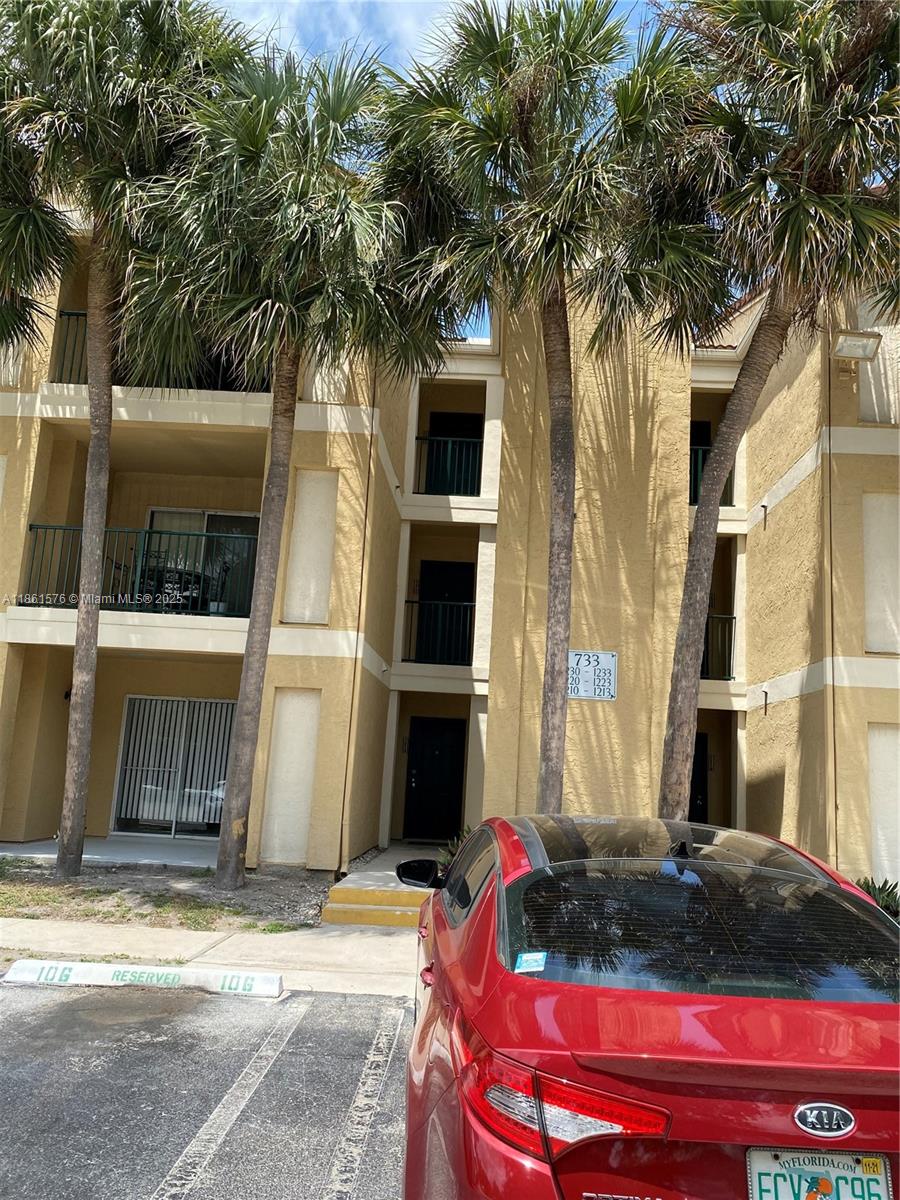 SAVANNAH AT RIVERSIDE CON - Residential Lease